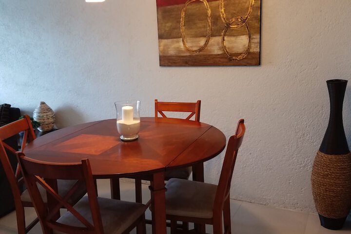 Room 21 of 27