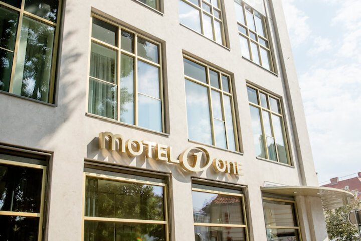 Hotel 34 of 35
