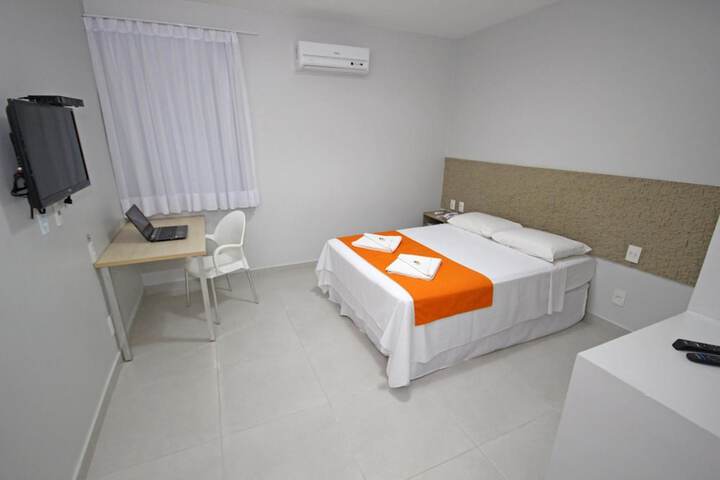 Room 15 of 42
