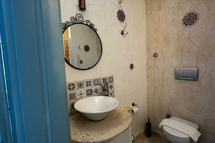 Room 44 of 54
