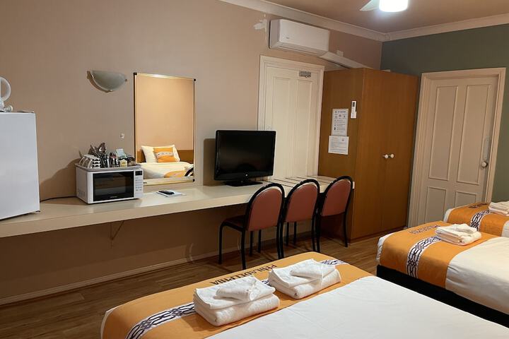 Room 12 of 54