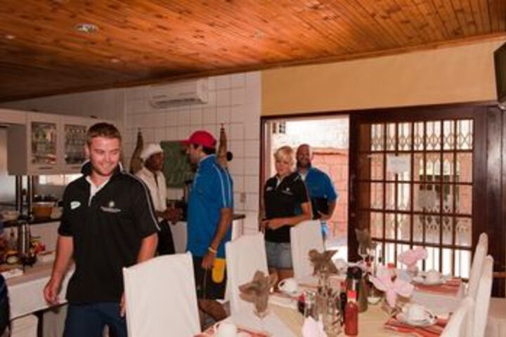 Breakfast/Coffee Service 6 of 40