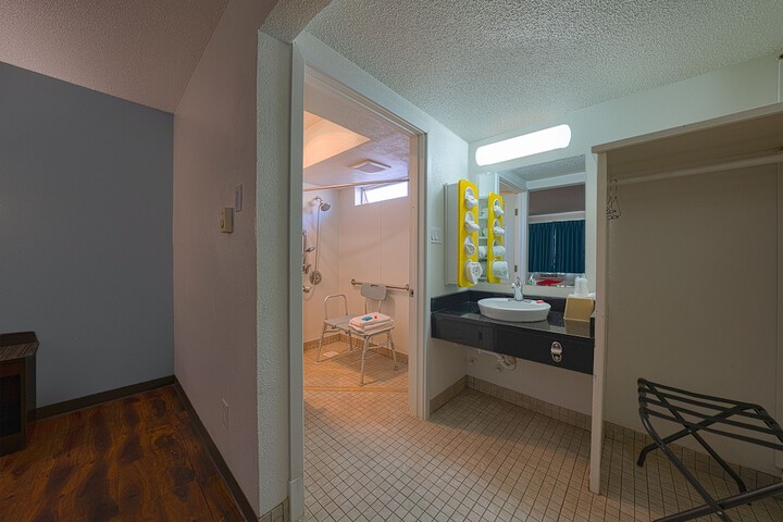 Room 60 of 108