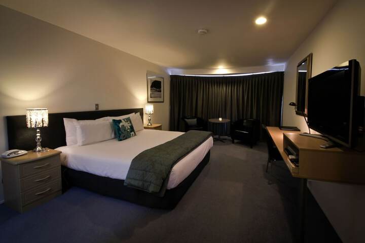 Room 8 of 41