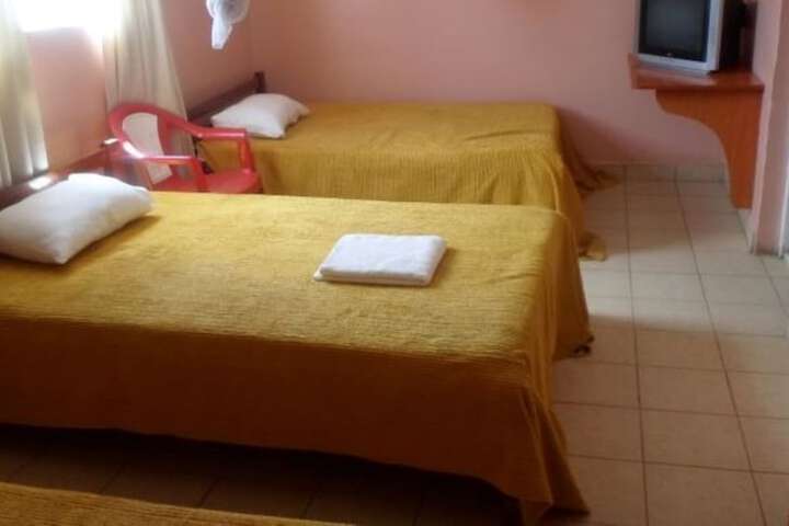 Room 10 of 19