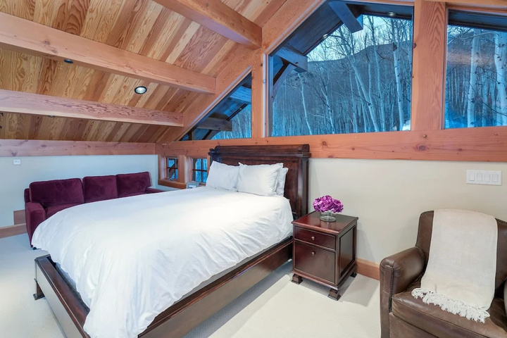 Room 4 of 21