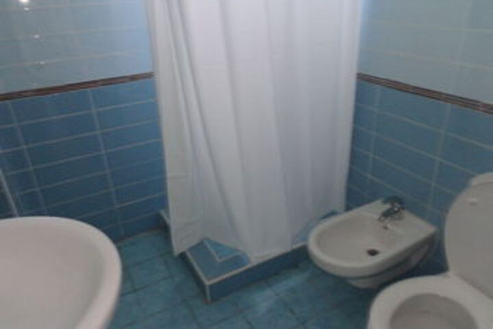 Room 8 of 91