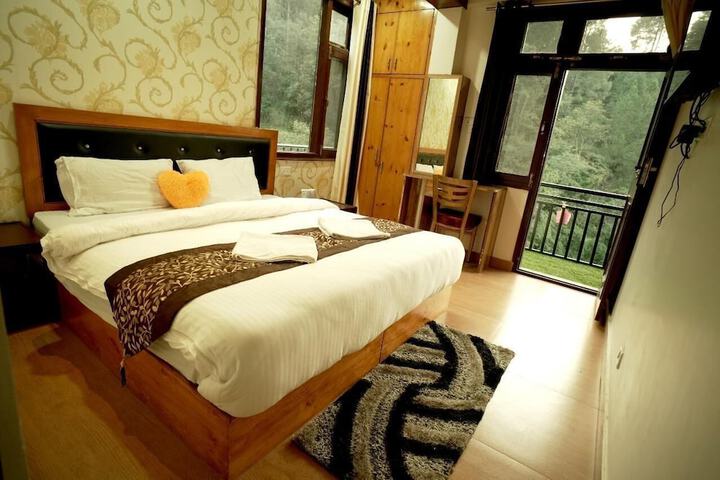 Royal Stay in The Natures Lap