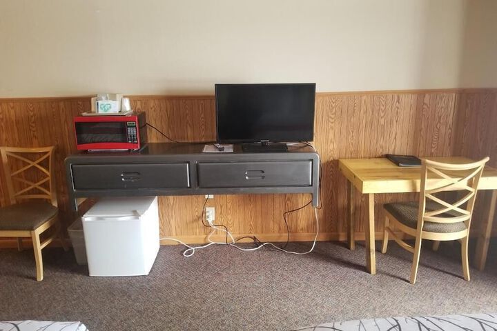 Room 4 of 35