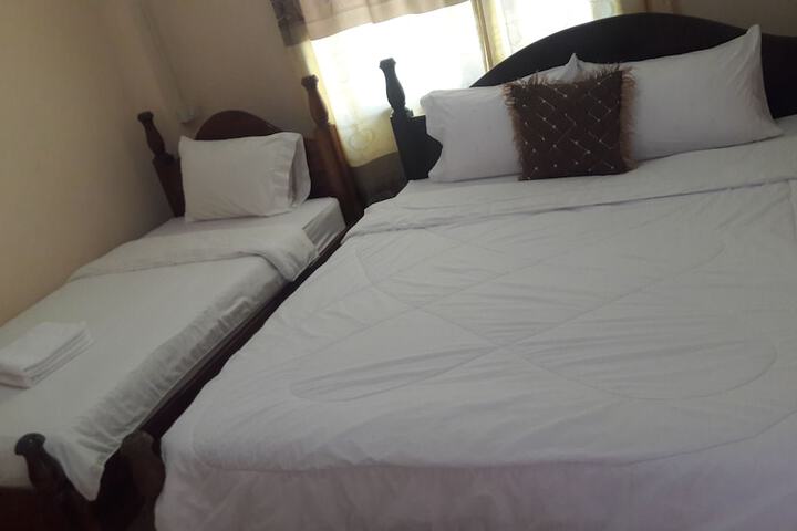 Room 7 of 40