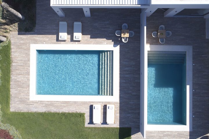 Pool 57 of 185