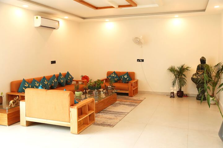 Hotel Interior 10 of 89