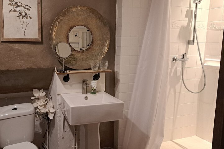 Room 63 of 72