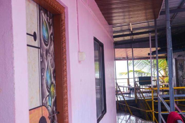 Cafe Paradise
