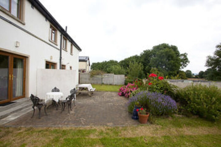Terrace/Patio 28 of 29