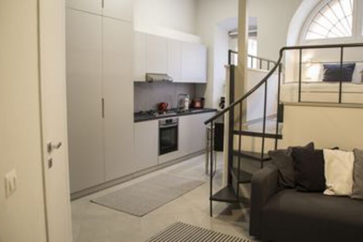 Room 16 of 18