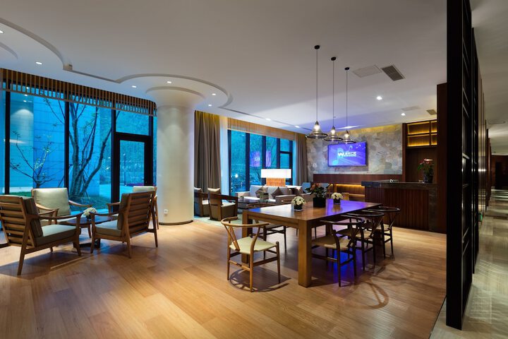 Hotel Interior 3 of 31
