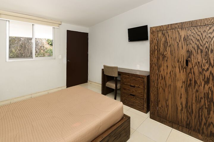 Room 3 of 29
