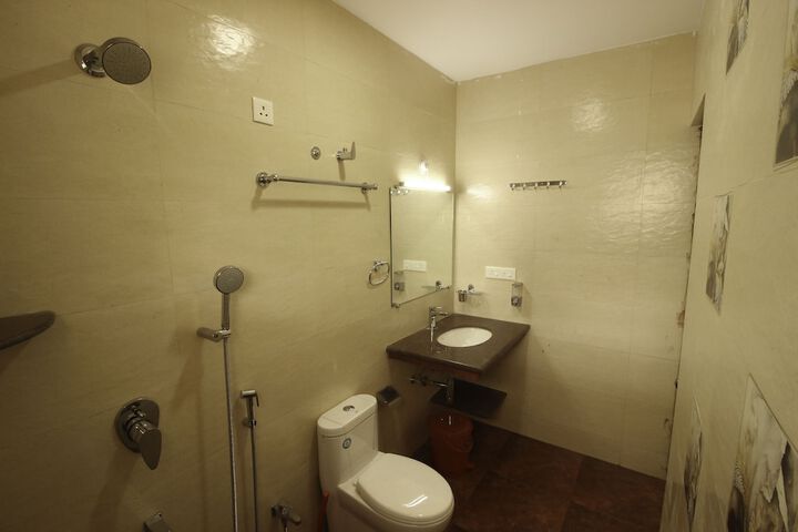 Room 22 of 22