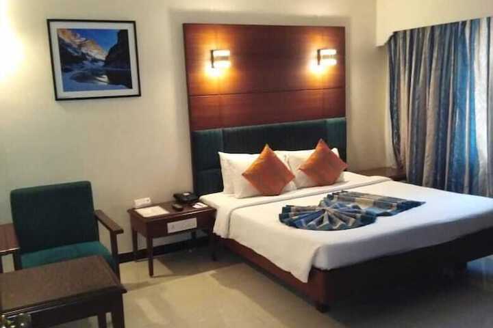 Room 14 of 38