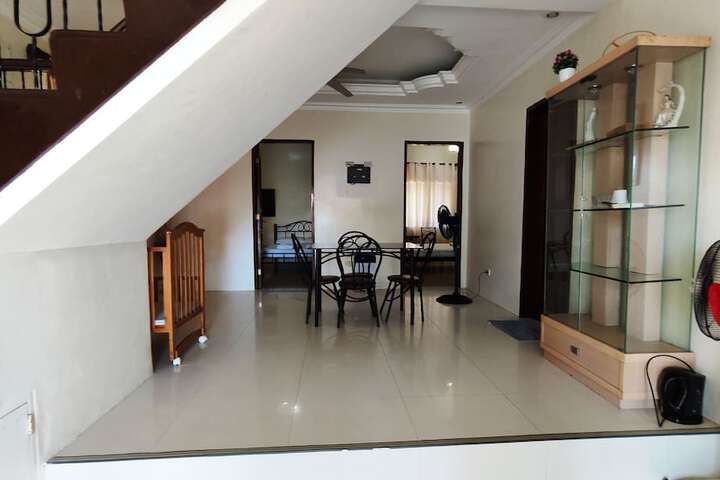 Room 16 of 42