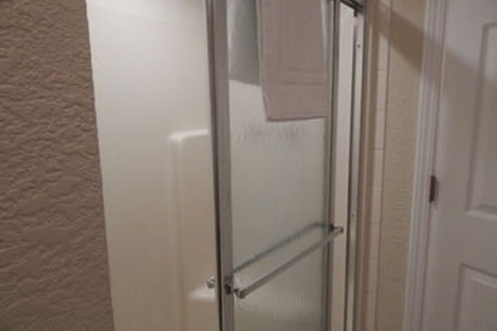 Room 12 of 139