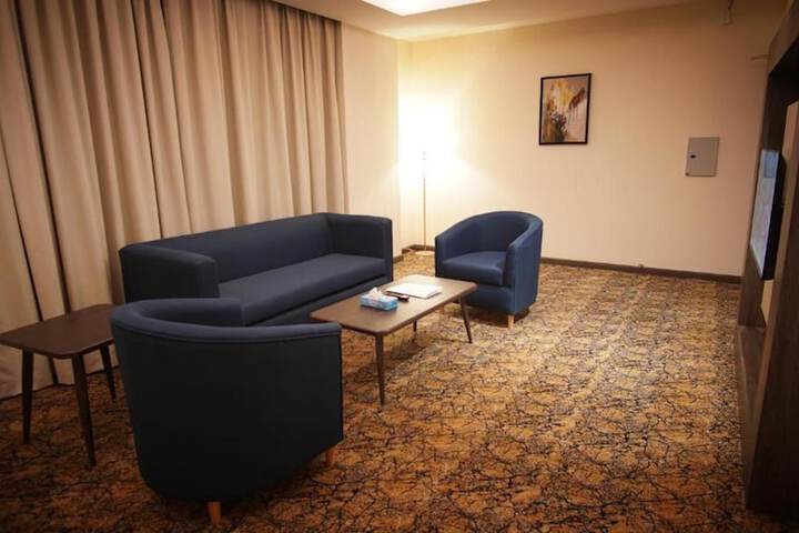 Room 16 of 44