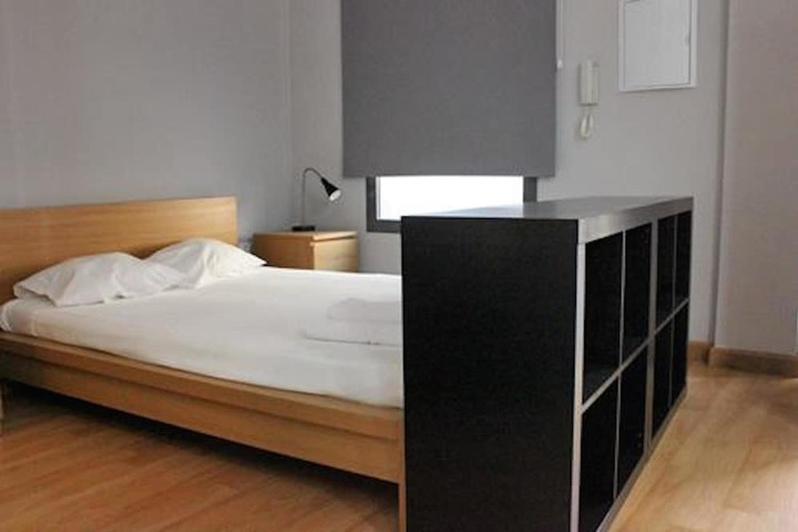 Room 10 of 112