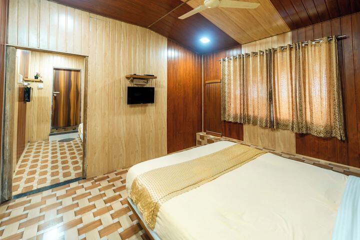 Room 41 of 55
