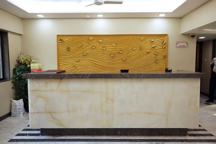 Guest Lobby