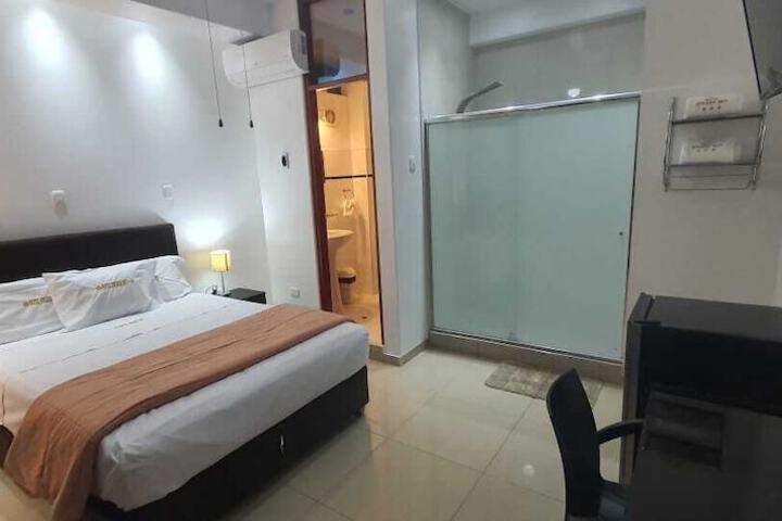 Room 7 of 19