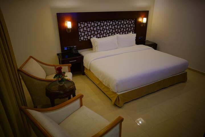 Room 6 of 61