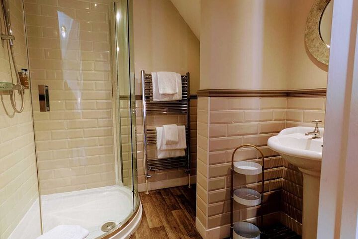 Room 20 of 36