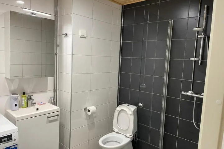 Room 7 of 15