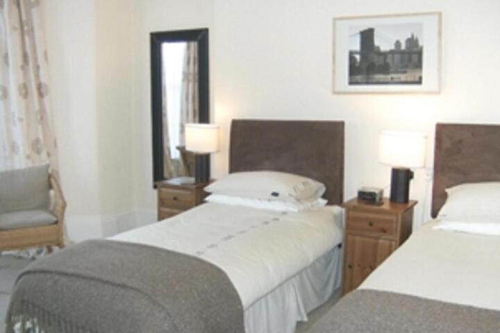 General 10 of 11