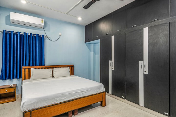Room 17 of 24