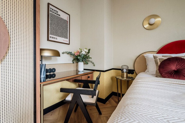 Room 190 of 224