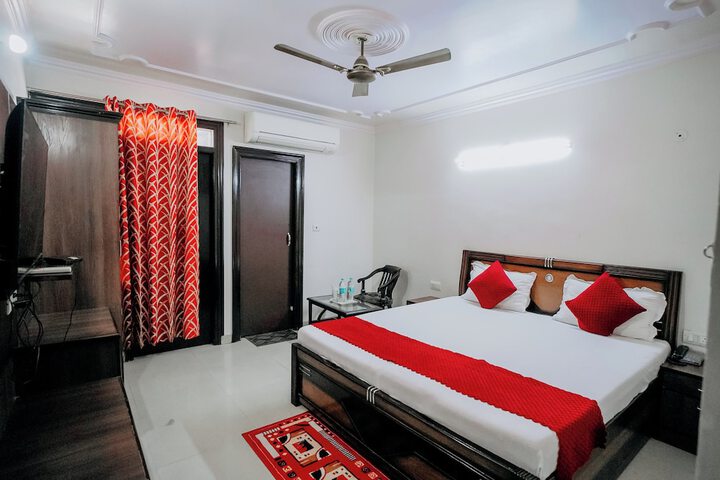 Room 18 of 43