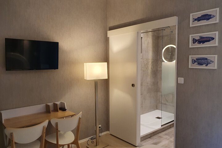 Room 14 of 39