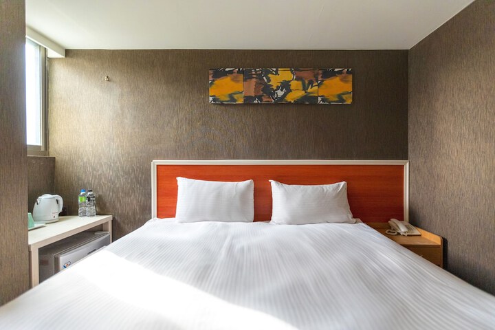 Room 49 of 81