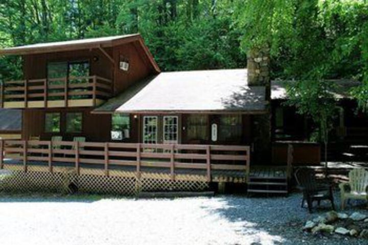 Photo of Chestnut Lodge by RedAwning