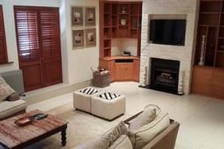 Room 18 of 27