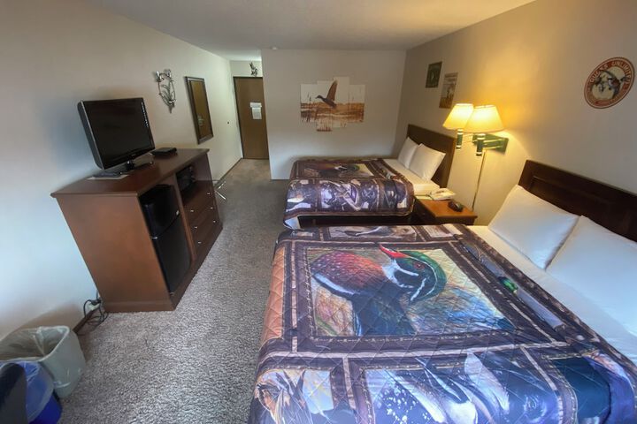 Room 22 of 106
