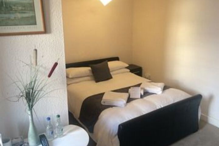 Room 27 of 58