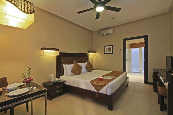 Room 26 of 54