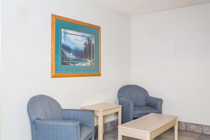 Hotel Interior 3 of 27