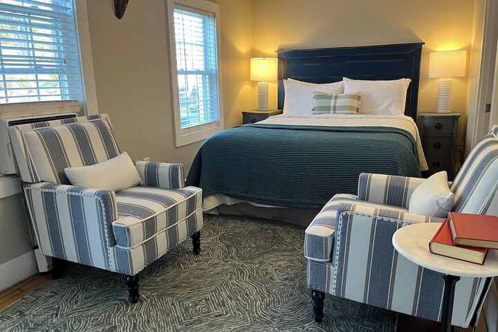 Room 10 of 64