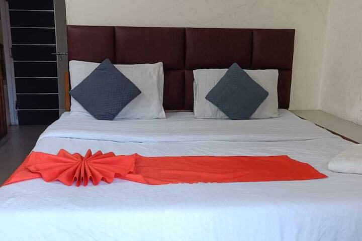 Room 7 of 55