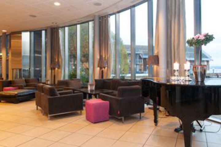 Hotel Interior 70 of 89