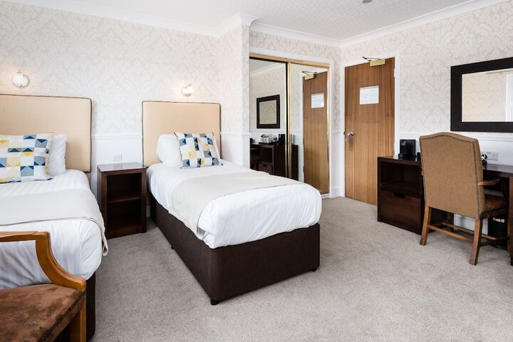 Room 58 of 177